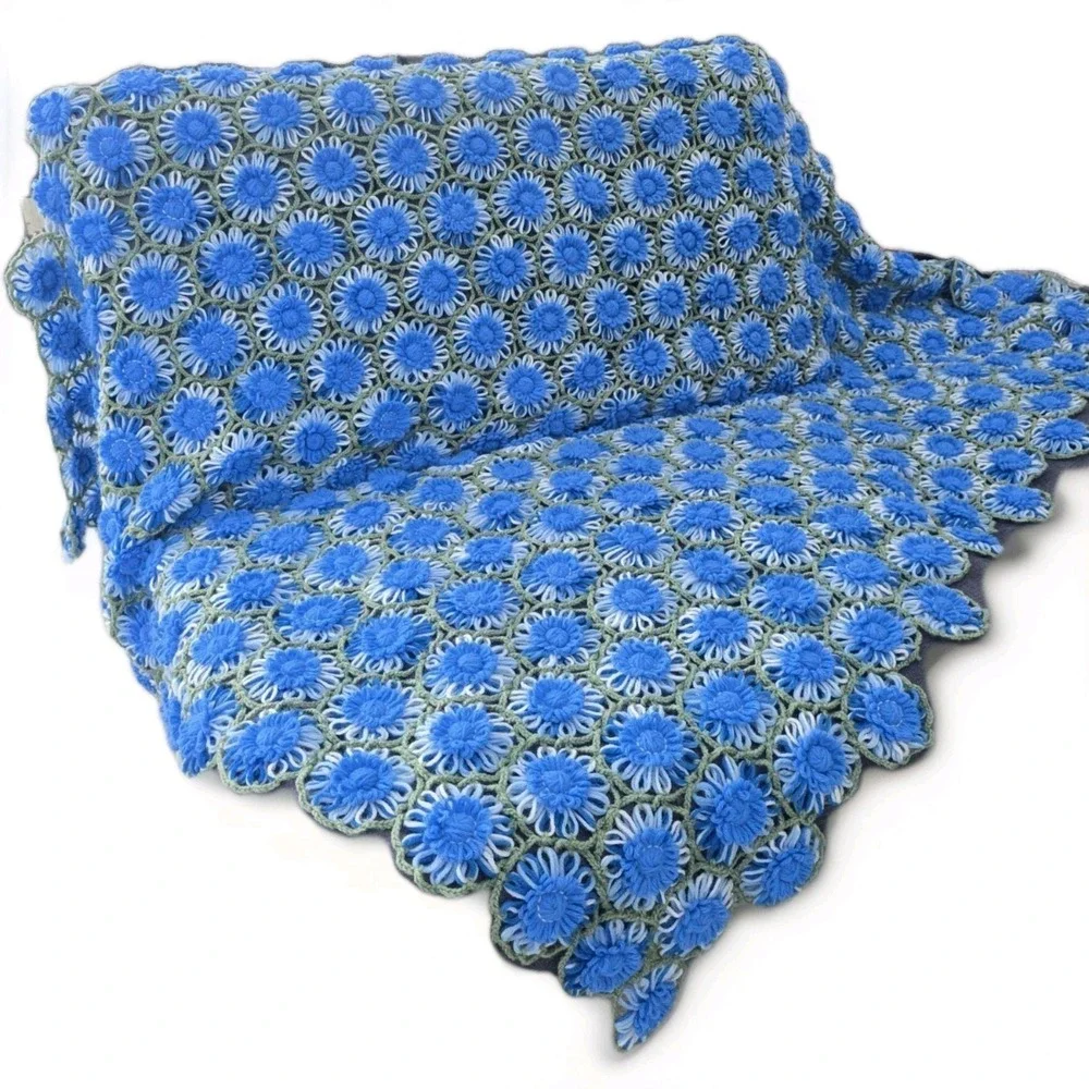Vtg Hand Crocheted Granny Raised Floral Afghan Blanket Blue Green Large Throw